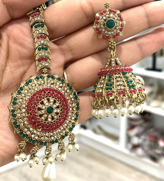 Earrings & Tikka Set image 0